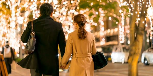 ママ活とは⇒男性が女性からお金を受け取るもの