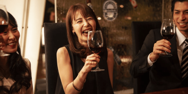 ギャラ飲みをする男女の特徴